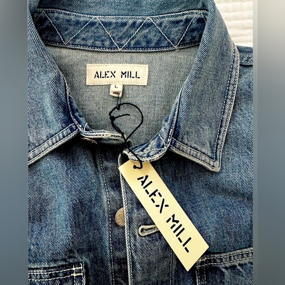 NWT Alex Mill Chore Coat Crafted in 100% Cotton, Japanese, Indigo Denim. Large. - Picture 4 of 9